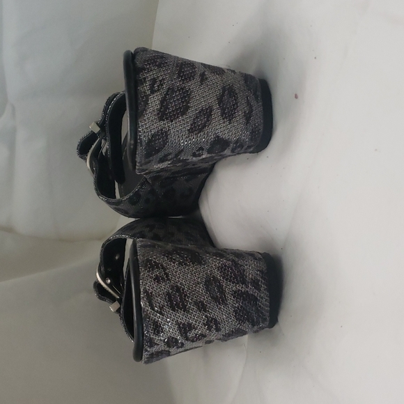 Leopard Sparkly Platform Slide Sandals - Picture 4 of 5